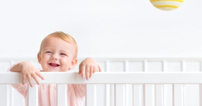 Dosar cu acte pentru stimulentul financiar acordat nou-nascutilor depus la primaria de domiciliu